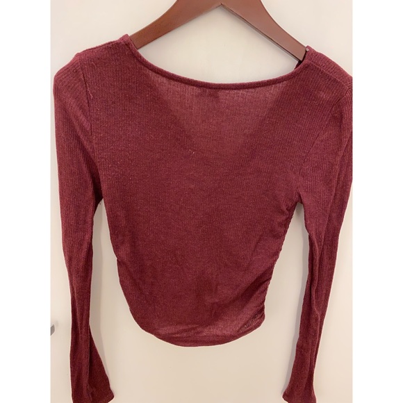 Long sleeve scrunched front top - Picture 2 of 3